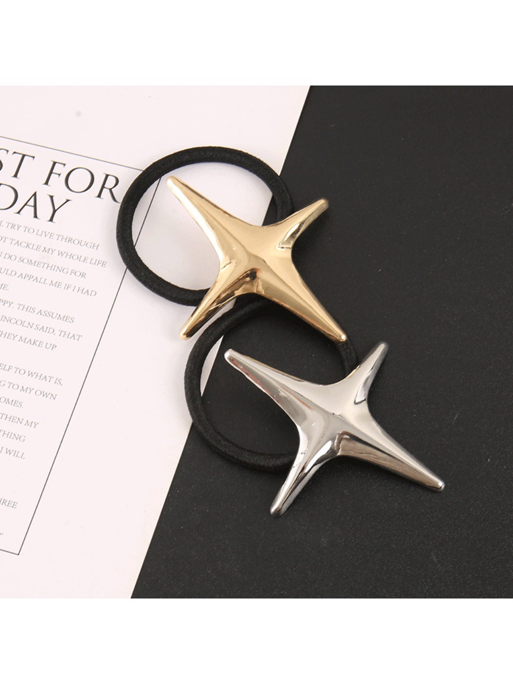 Gifty - Simple Star Print Hair Tie