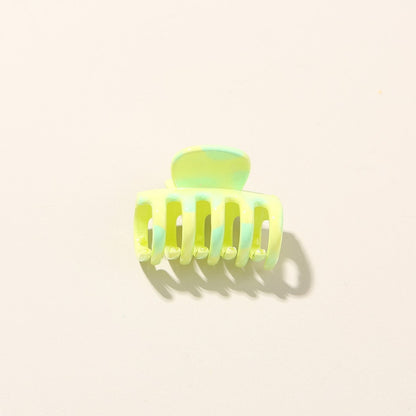 Beau - Cute Glossy Bangs and Flyaway Claw Clip