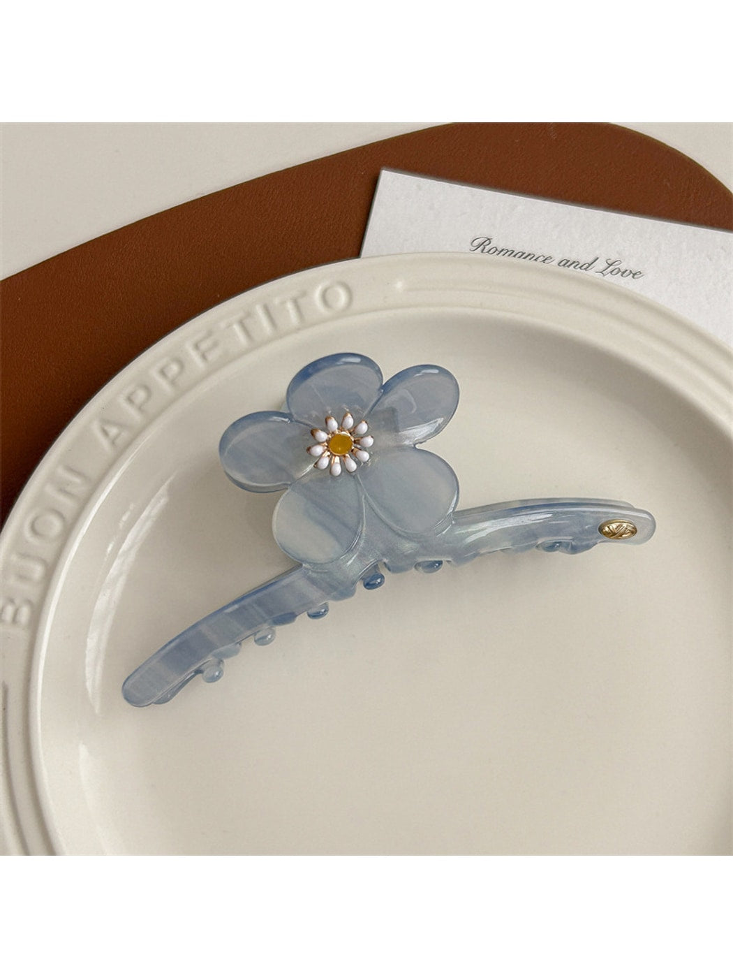Beau - Flower Shaped Acetate Hair Claw Clip