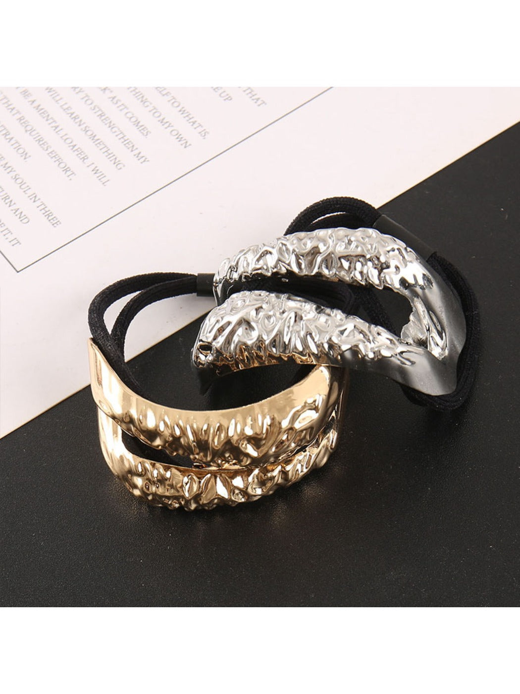 Gifty - Hammered Delicate Hair Tie