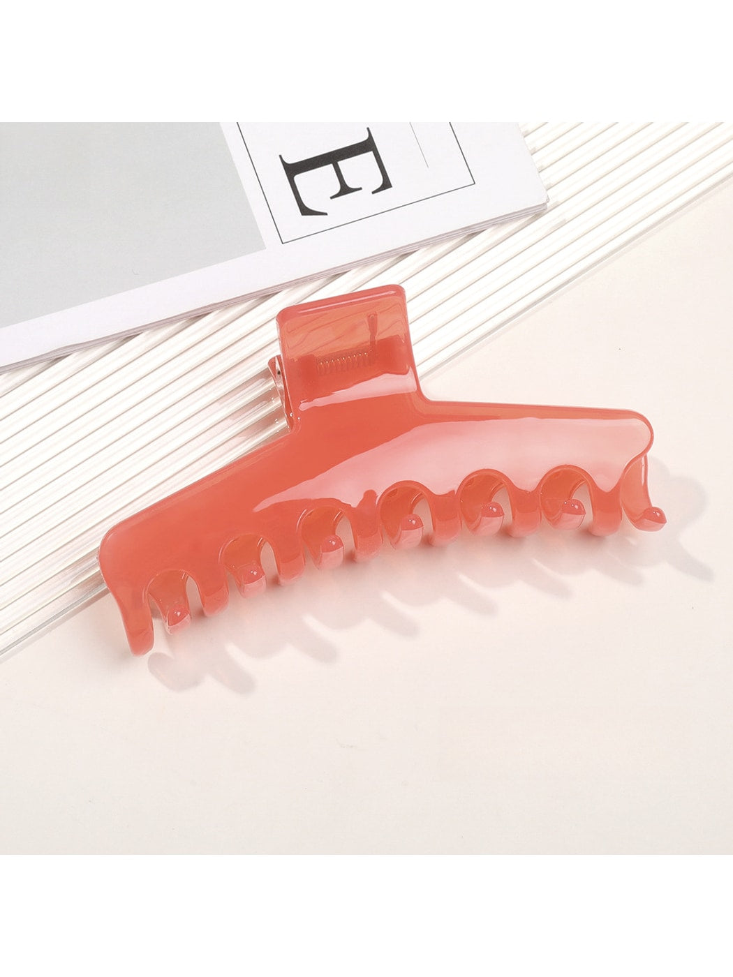 Beau - Jelly Finish Wide Shape Women's Claw Hair Clip