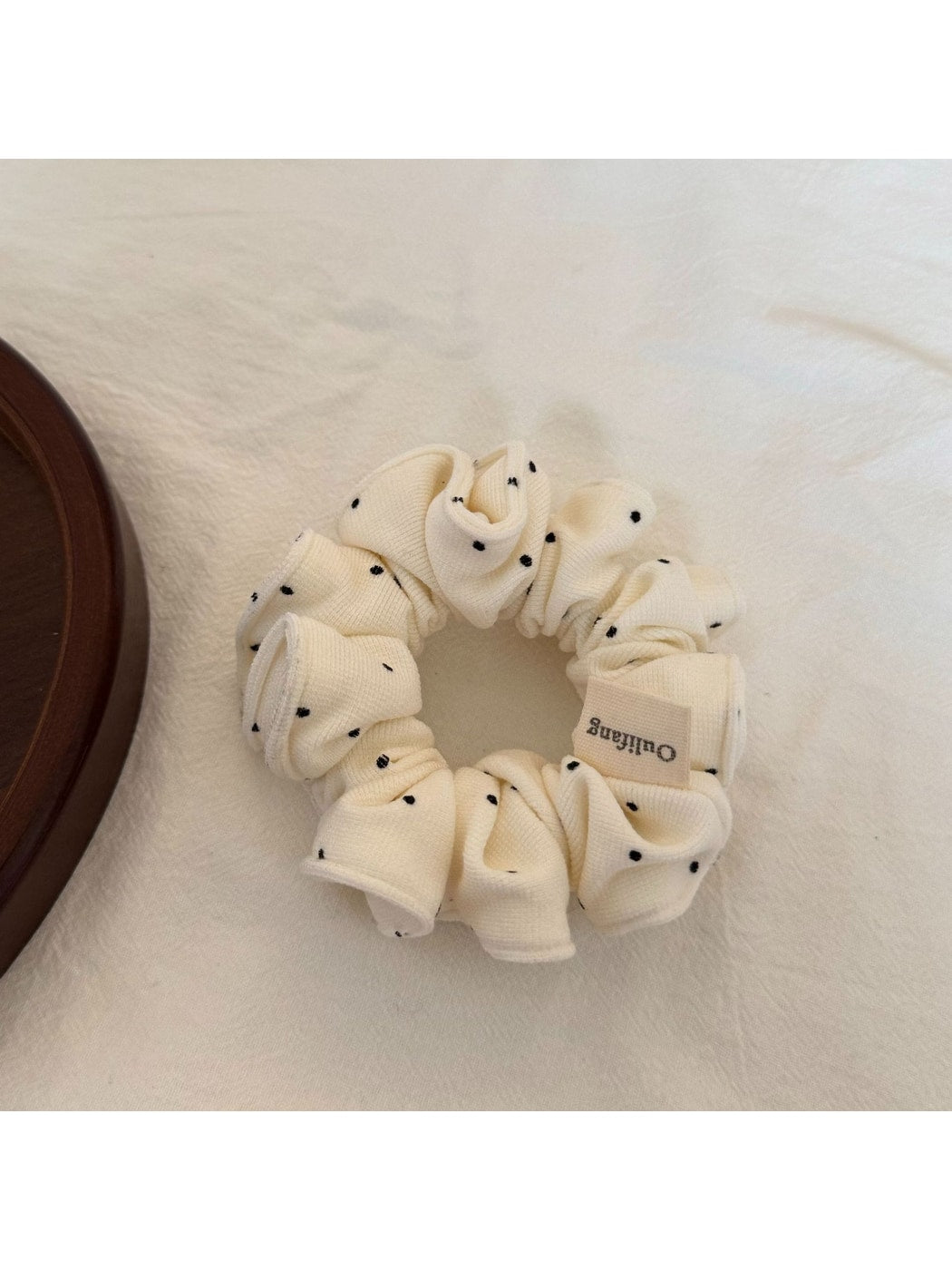 Gifty - Rounded Polka Dot Polyester Fashion Scrunchie