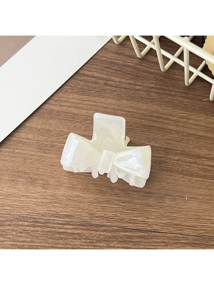 Beau - Dainty Bow Shaped Small Claw Clip
