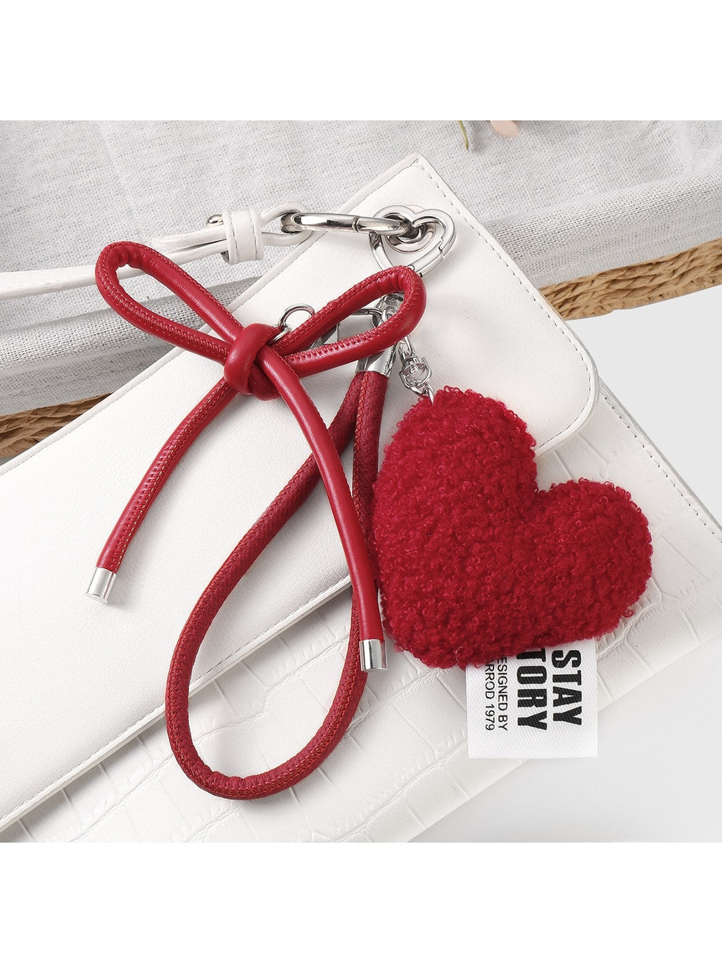 Keypus - Y2K Plush Heart Bow Bag Pendant Keychain