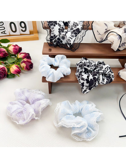 Gifty - Ink Wash Print Ruched Scrunchie