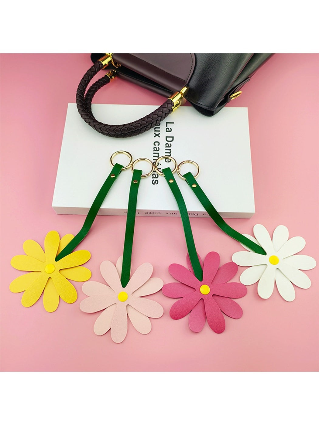 Keypus - Daisy Inspired PVC Flower Pendant Keychain
