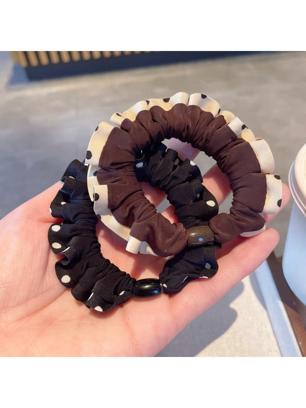 Gifty - Ruffled Polka Dot Scrunchie