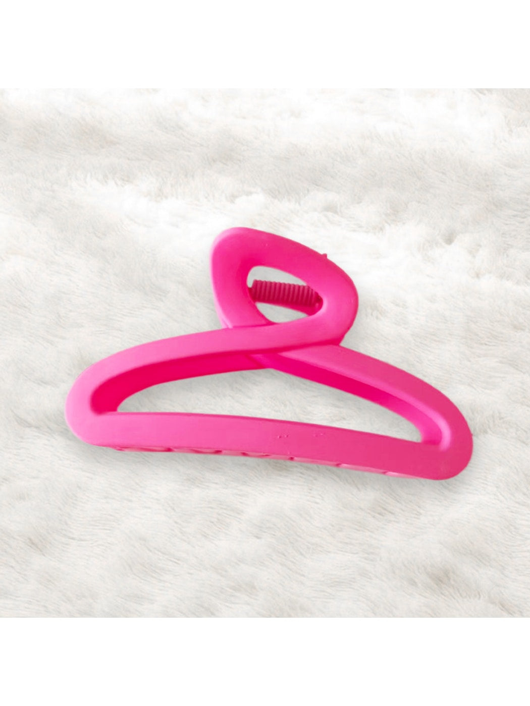 Beau - Matte Hollow Geometric Plastic Hair Claw Clip