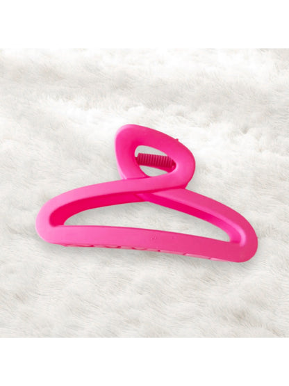 Beau - Matte Hollow Geometric Plastic Hair Claw Clip