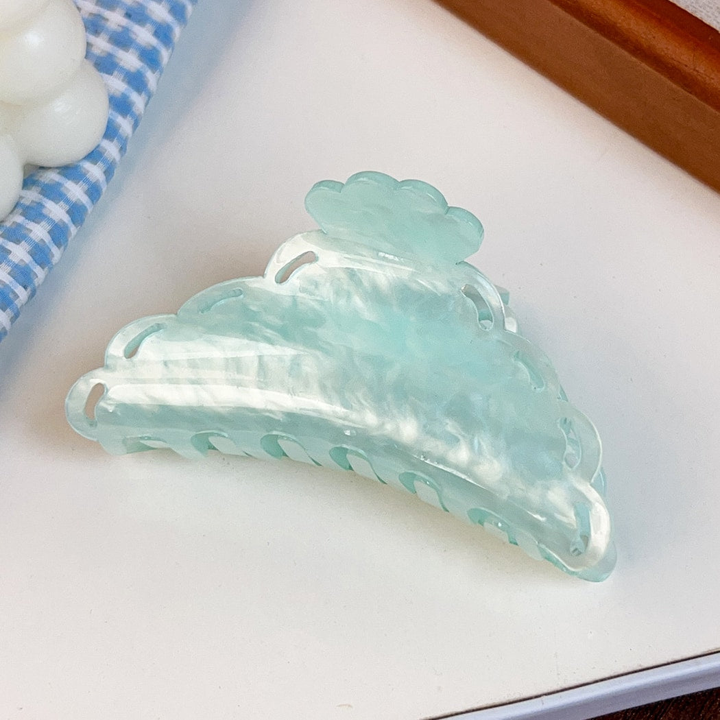 Beau - Scalloped Acrylic Styling Hair Claw Clip