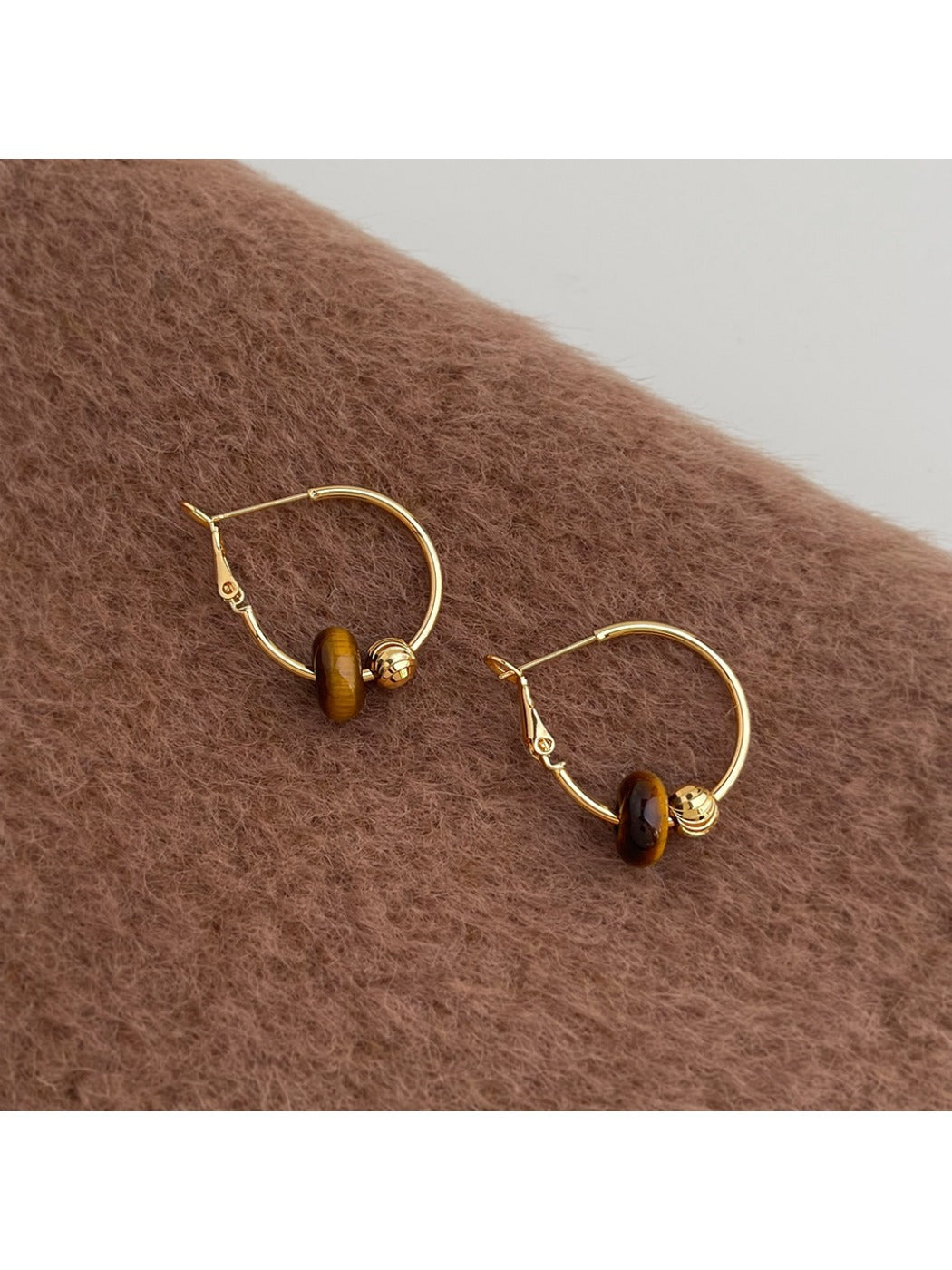 Earedge - Elegant Vintage Round Earrings