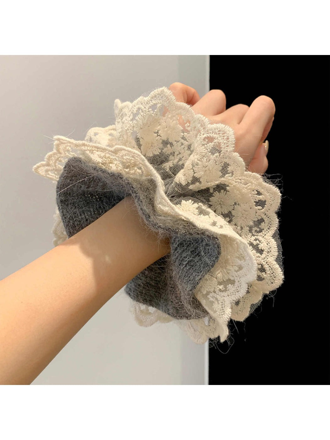 Gifty - Lace Knitted Hair Scrunchie