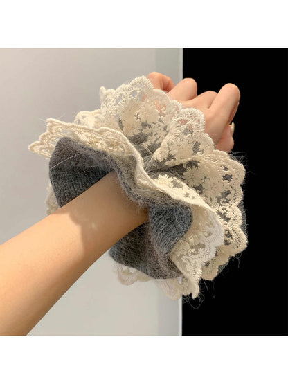 Gifty - Lace Knitted Hair Scrunchie