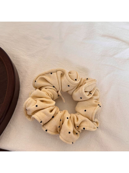Gifty - Rounded Polka Dot Polyester Fashion Scrunchie