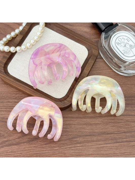 Beau - Elegant Curved Claw Clip