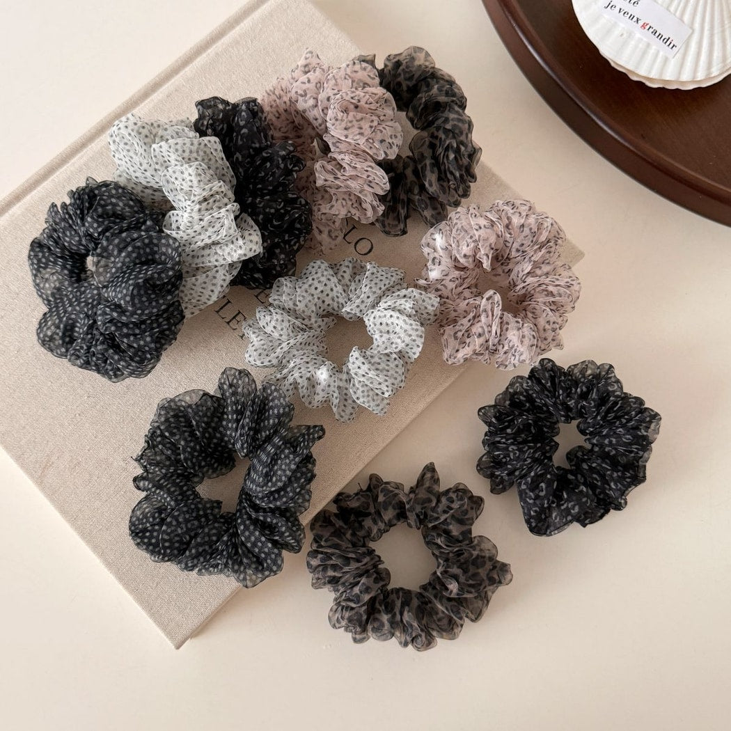 Gifty - Leopard Print Ruffled Polyester Scrunchie