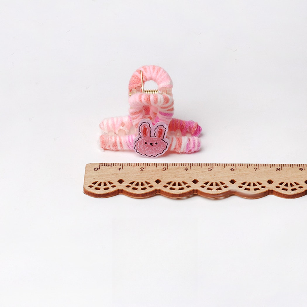 Beau - Cartoon Smiley Yarn Wrapped Polyester Claw Clip