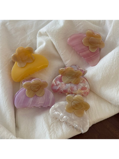 Beau - Flower Fan Shape Acetate Claw Clip