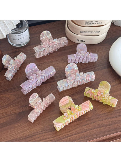 Beau - Acetate Hair Claw Clip with Flower Design