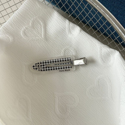 Beau - Clear Edge Gingham Heart Detail Claw Clip