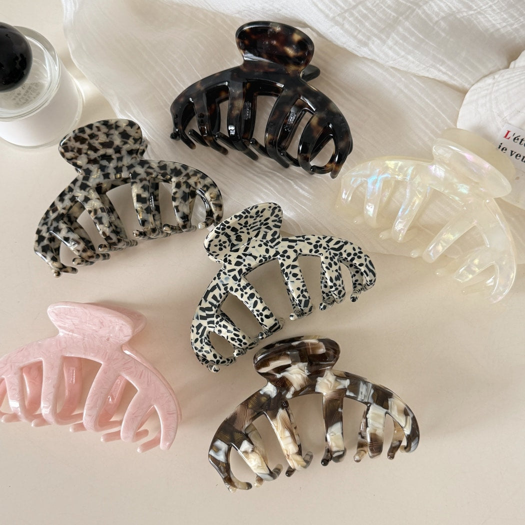 Beau - Irregular Acetate Fiber Alloy Claw Clip