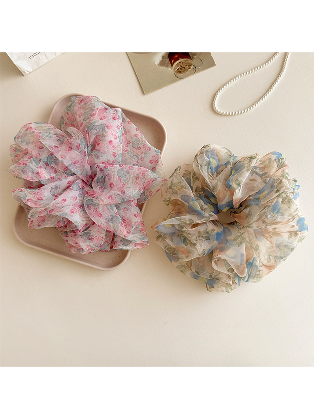 Gifty - Sweet Floral Organza Style Hair Scrunchie