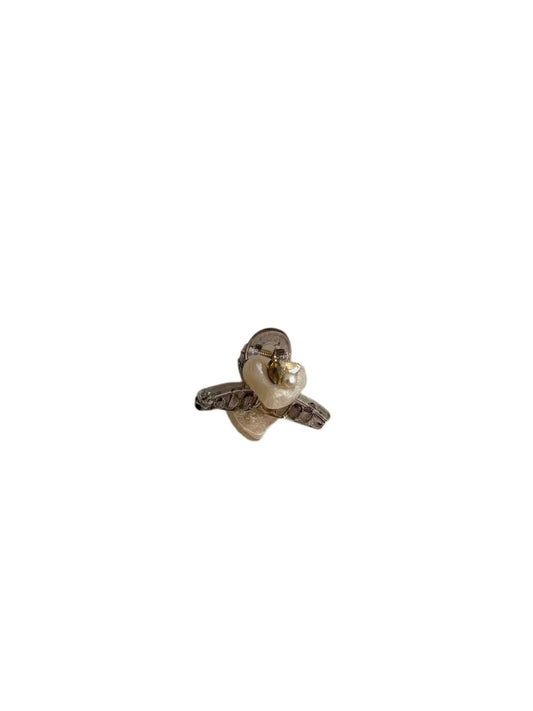 Beau - Sweet Heart Shaped Bangs and Side Hair Claw Clip