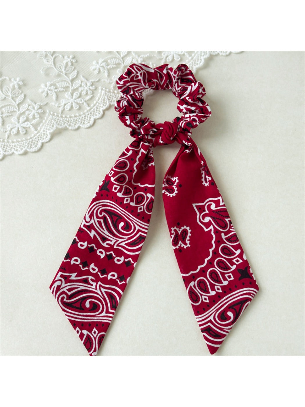 Gifty - Colorful Printed Hair Scrunchie