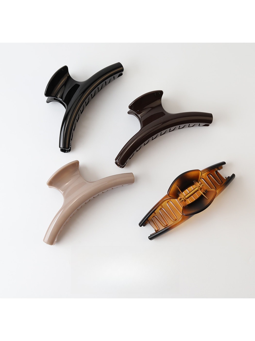 Beau - Geometric Curved Hair Claw Clip