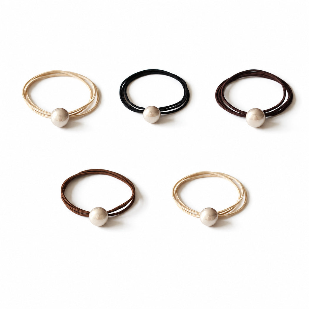 Clean overview of five pearl hair tie variants