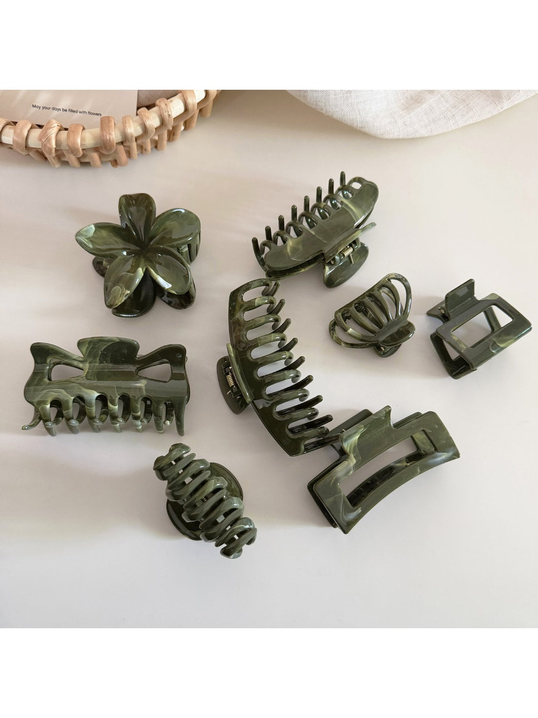 Beau - Minimal Geometric Hair Styling Claw Clip