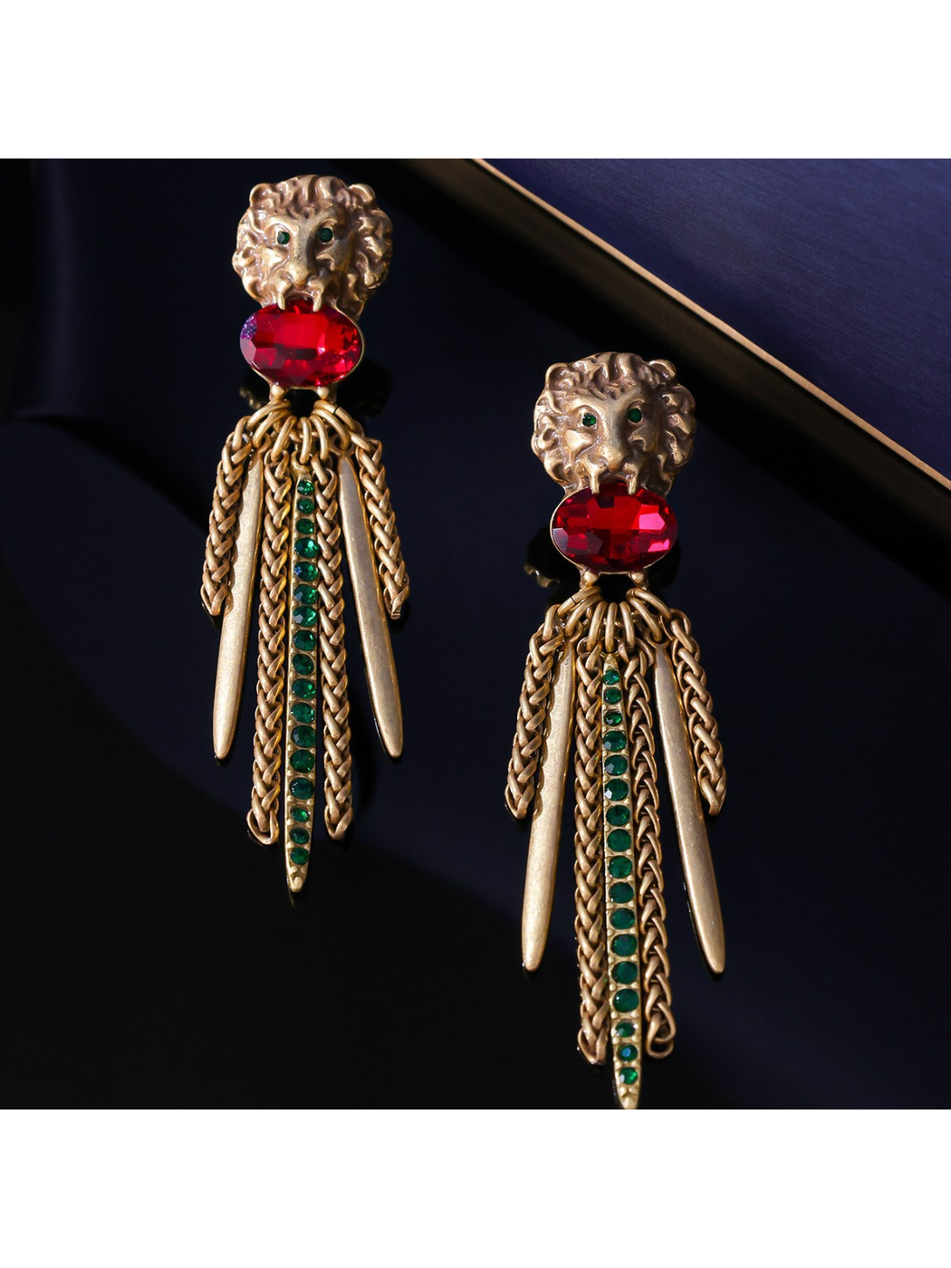 Earedge - Vintage Lion Head Dangle Stud Earrings