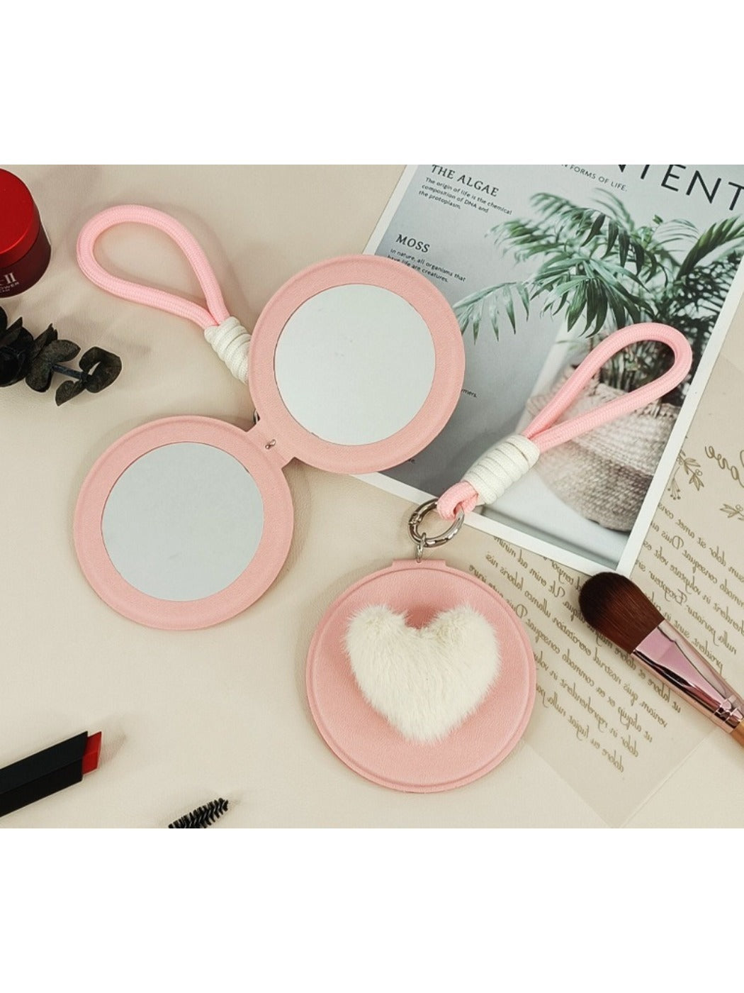 Mirroray - Cute Heart Plush Makeup Mirror