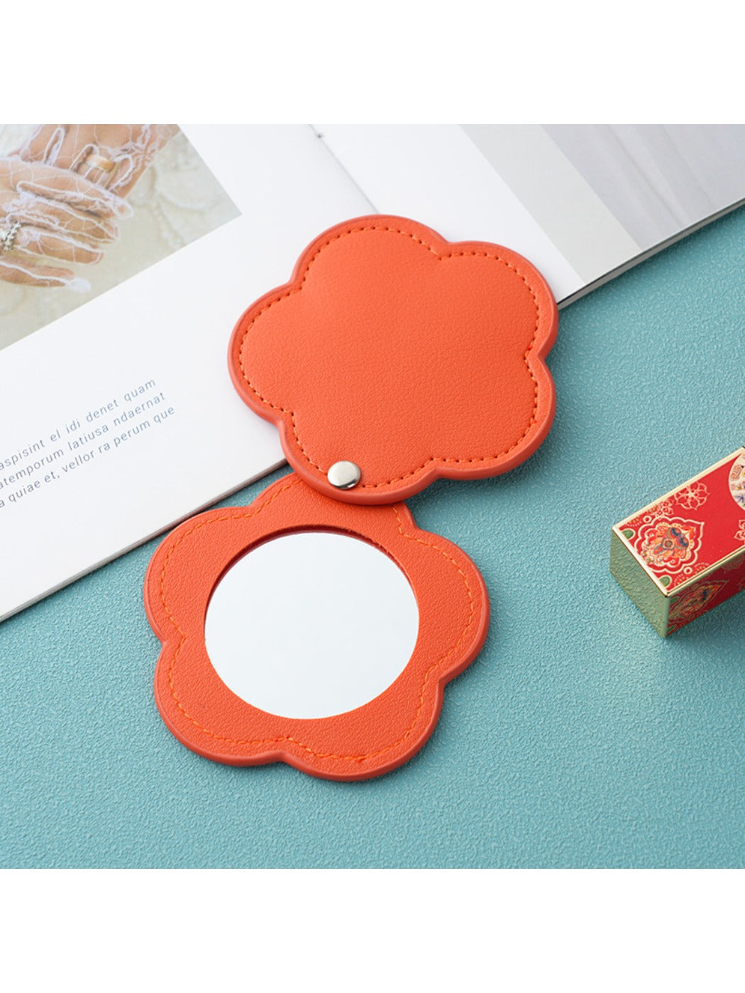 Mirroray - Elegant Flower Shaped Rotating Makeup Mirror