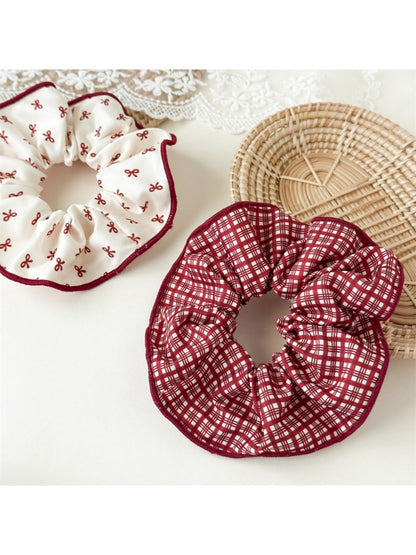 Gifty - Polka Dot Hair Circle