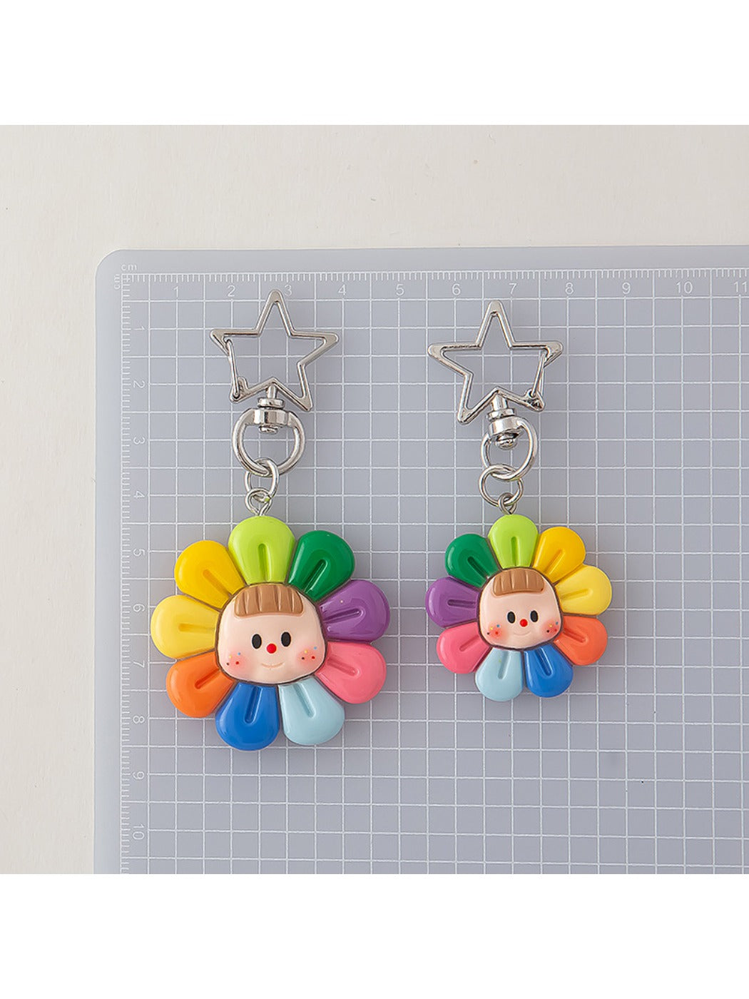 Keypus - Cute Colorful Sunflower Keychain