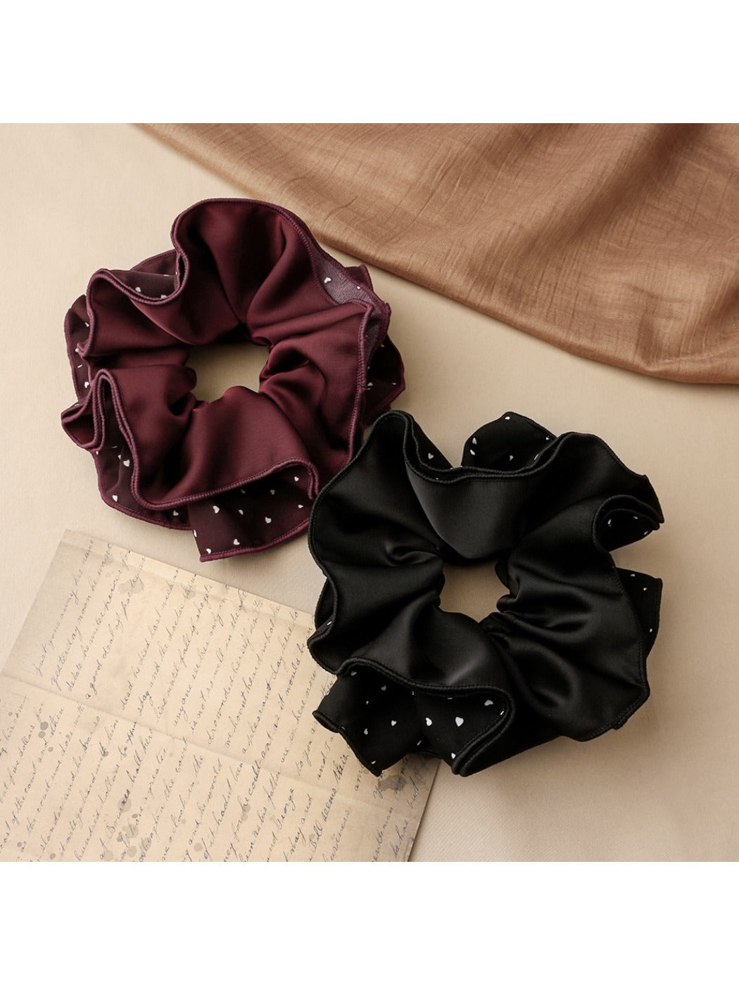 Gifty - Polka Dot Heart Double Layer Scrunchie