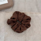 Gifty - Elegant Vintage Hair Scrunchie