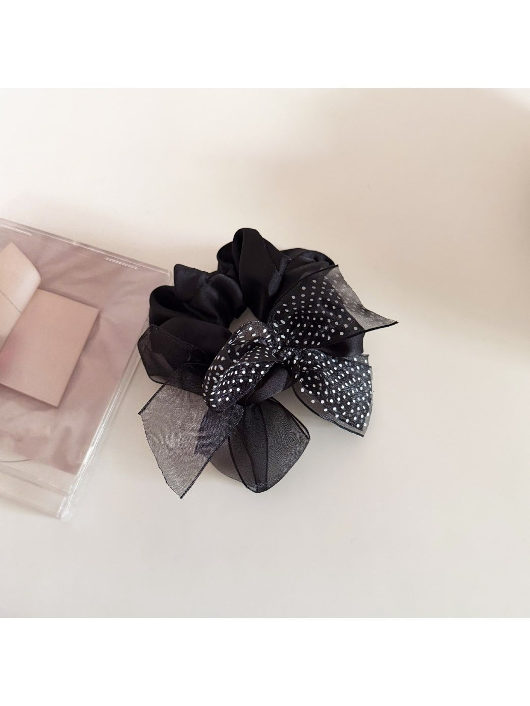 Gifty - Black Mesh Polka Dot Bow Scrunchie