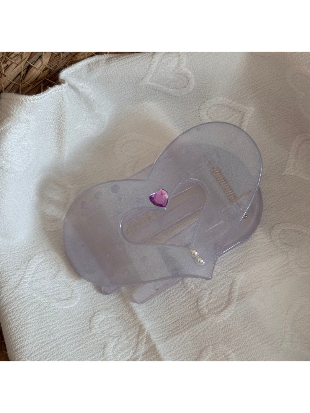 Beau - Decorative Plastic Heart Duckbill Hair Clip
