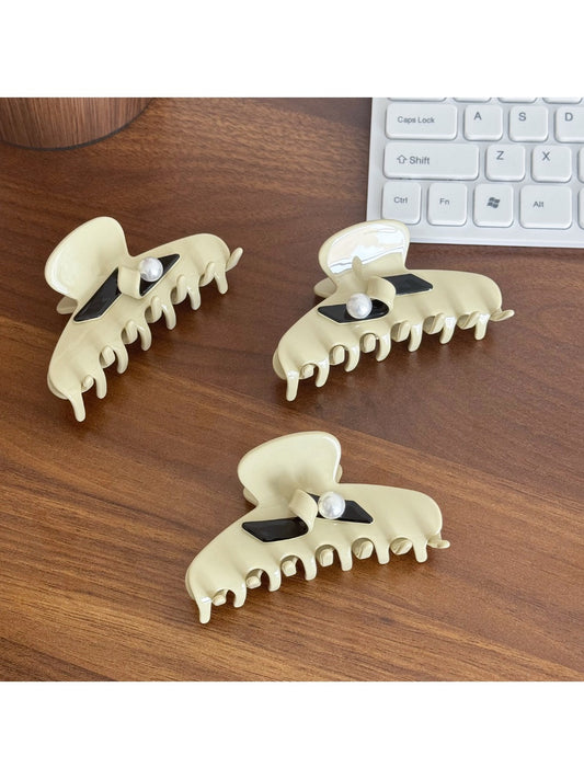 Beau - Elegant and Minimalistic Hair Clip