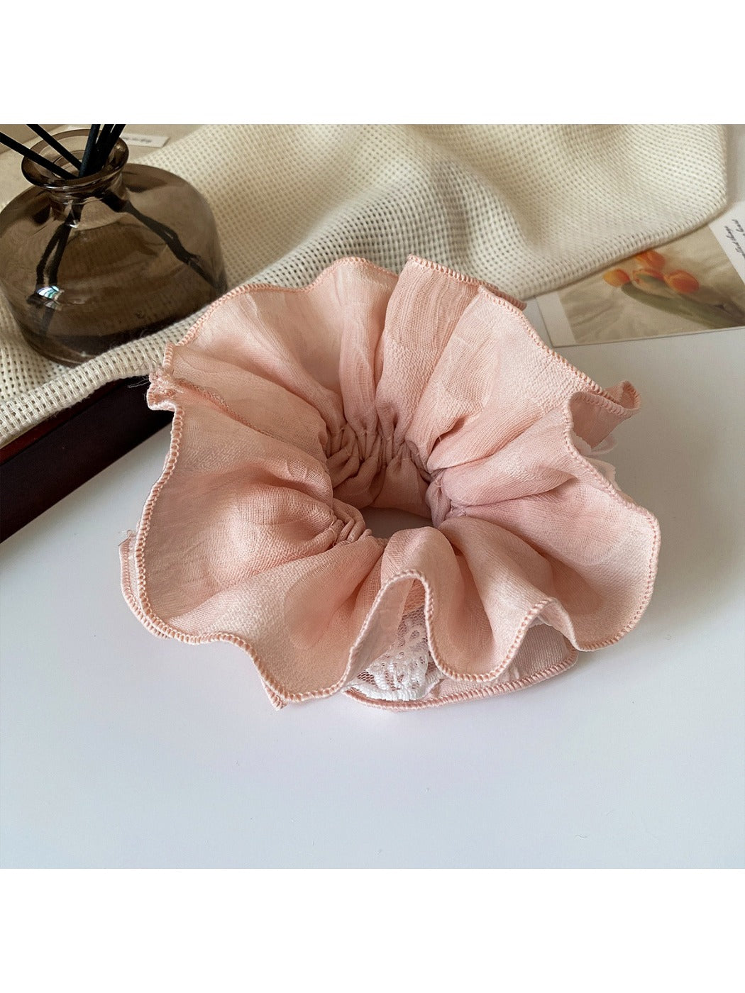 Gifty - Soft Spring Ruffle Hair Ring