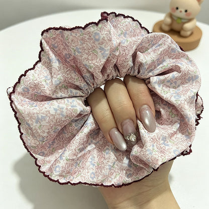 Gifty - Floral Print Scalloped Edge Scrunchie