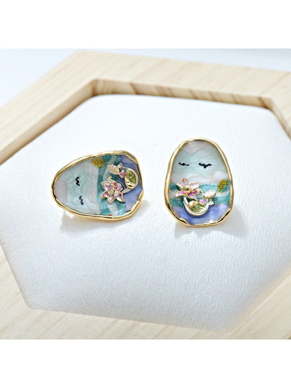 Earedge - Parisian Lotus Pod Stud Earrings