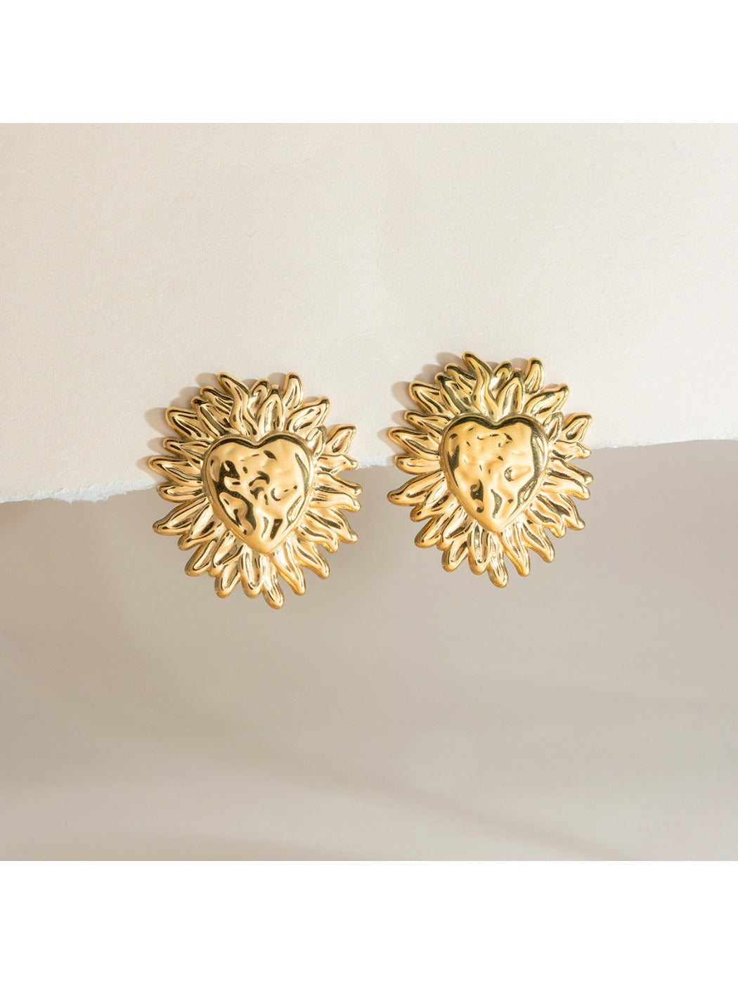 Earedge - Retro Heart Shaped Sun Earrings