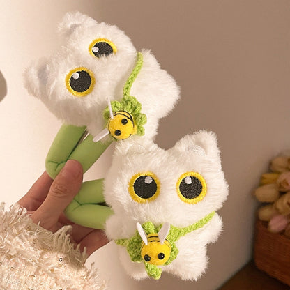 Clio – Plush Cat Hair Clip with Bee Charm