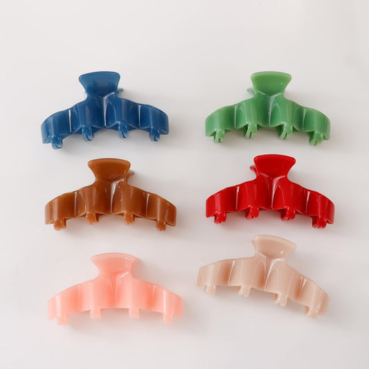Beau - Simple Irregular Wavy Claw Clip