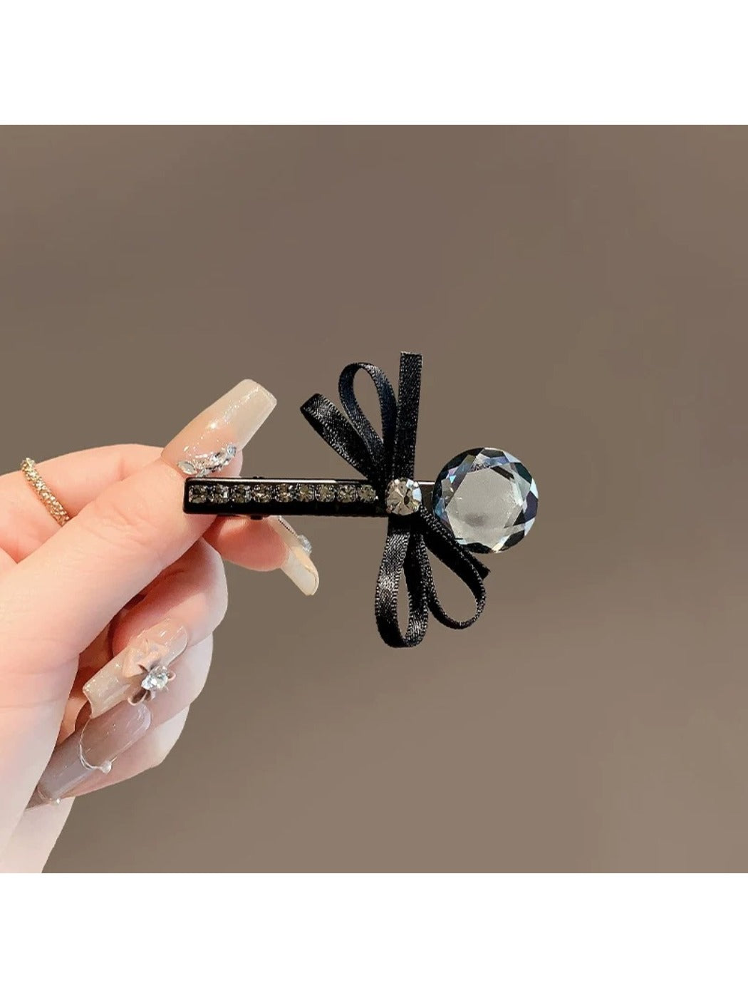 Beau - Rhinestone-Embellished Butterfly-Shaped Hair Clip