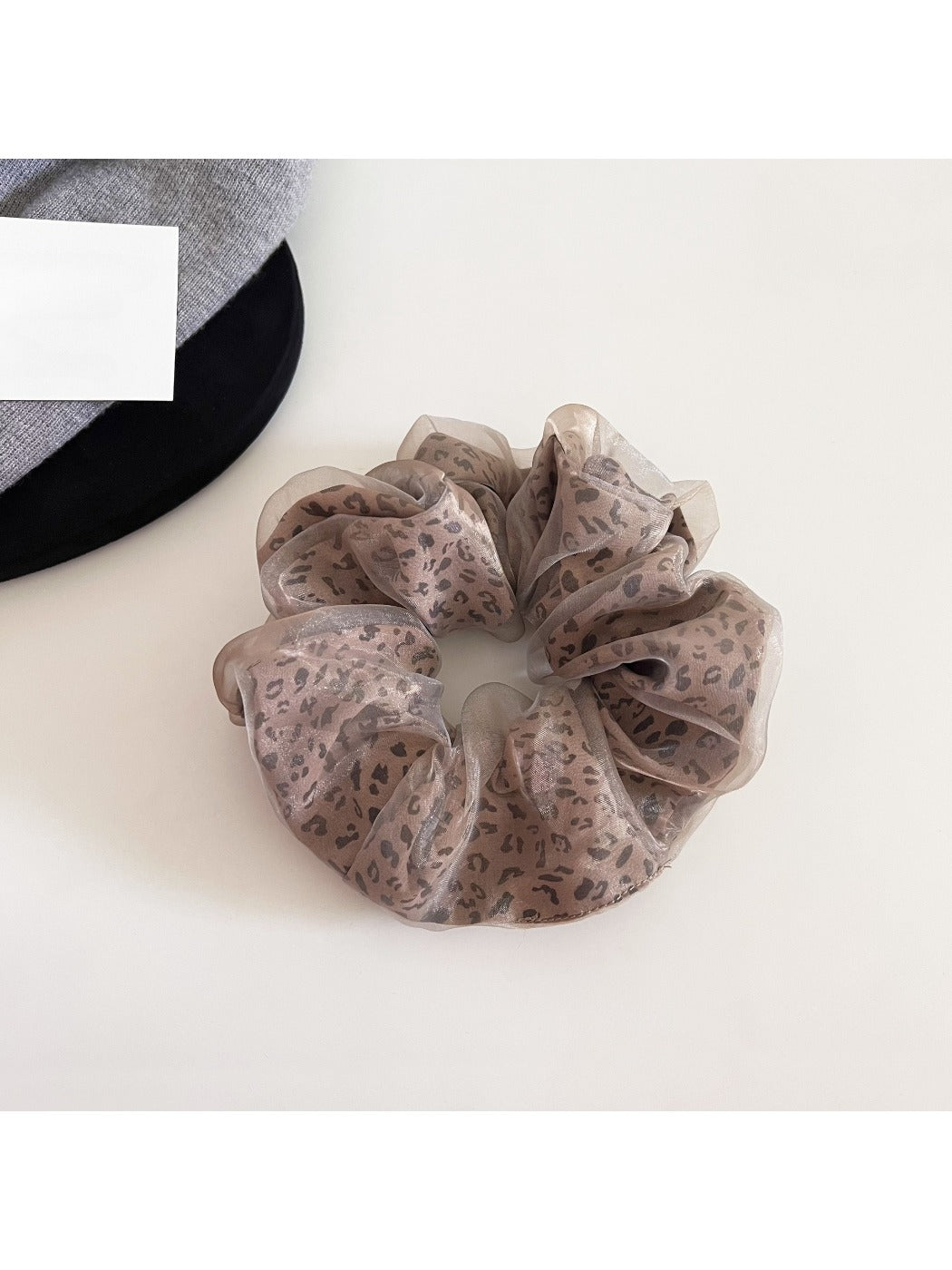 Gifty - Elegant Mesh Print Scrunchies