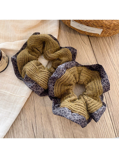 Gifty - Simple Leopard Print Hair Scrunchie